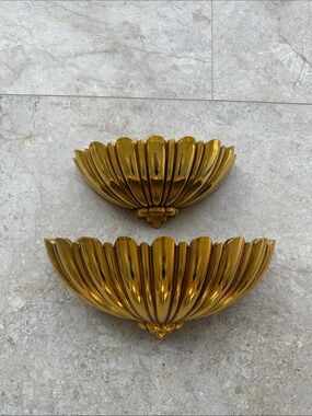 Vintage Syroco Hollywood Regency Style Wall Pockets Set of 2 Marked 1962.